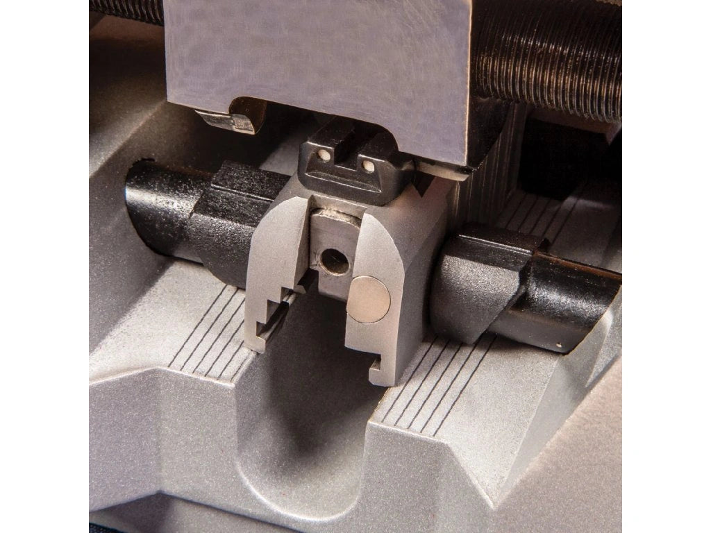 Rear sight pusher