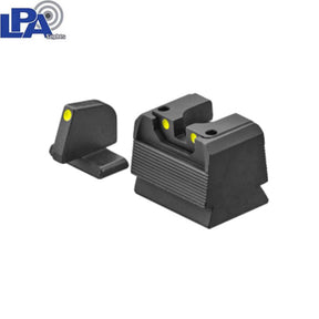 Smith & Wesson M&P M2.0 Optics Ready semi-adjustable sights | with luminescent dots